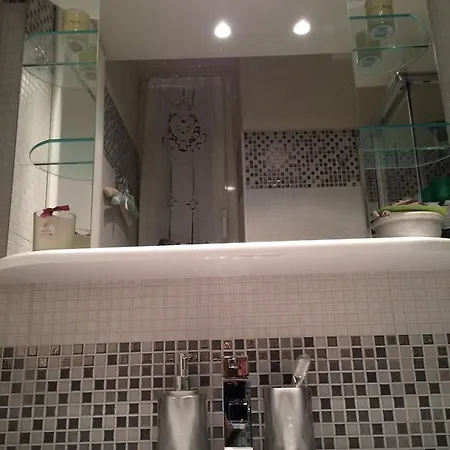 Apartman Kibilu - Via Thaon De Revel Milánó